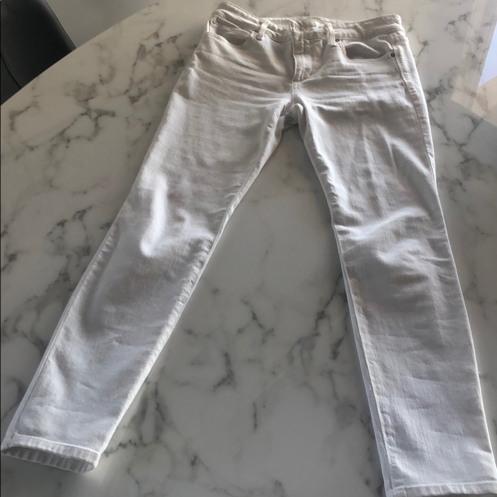 White Joes Jeans like new size 26